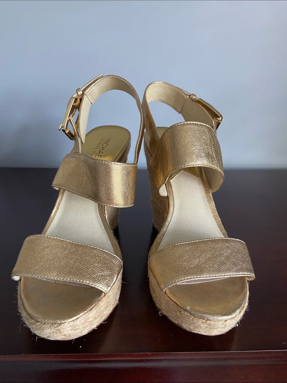 Micheal Kors wedges